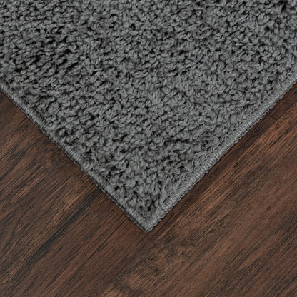 Solid Casual Gray Tufted Shag Indoor Area Rug, 2'6"x3'10"